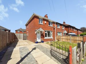 Front External- click for photo gallery